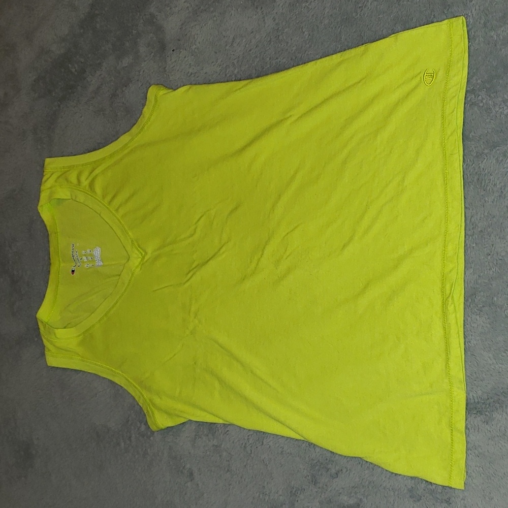💚 3 for $10 💚 Champion Vneck Tank Top Size Small